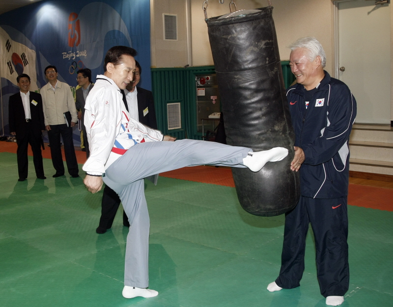 베이징올림픽 대표단 격려태능선수촌 방문