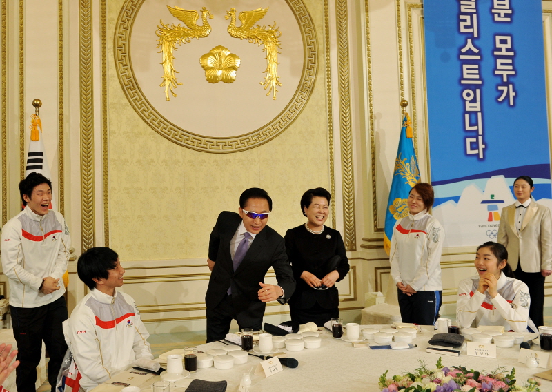 밴쿠버 동계올림픽 선수단 초청 오찬 중
